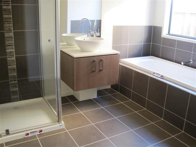 27 Benita Place, Leopold VIC 3224