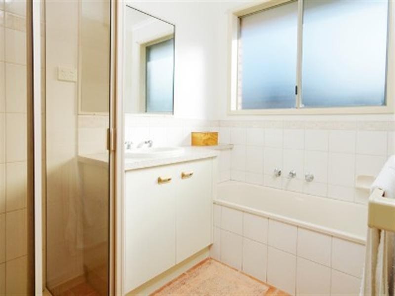 12 Greenville Drive, Grovedale VIC 3216