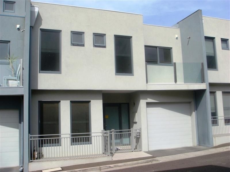 6 Smyth Place, Geelong VIC 3220