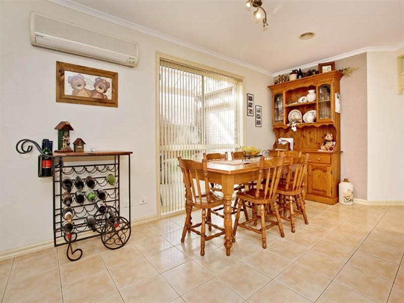 100 Homestead Drive, St Albans Park VIC 3219