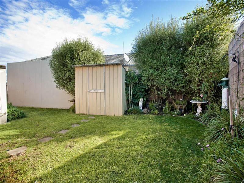 100 Homestead Drive, St Albans Park VIC 3219