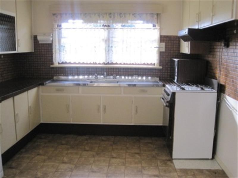 43 kedleston Road, Herne Hill VIC 3218