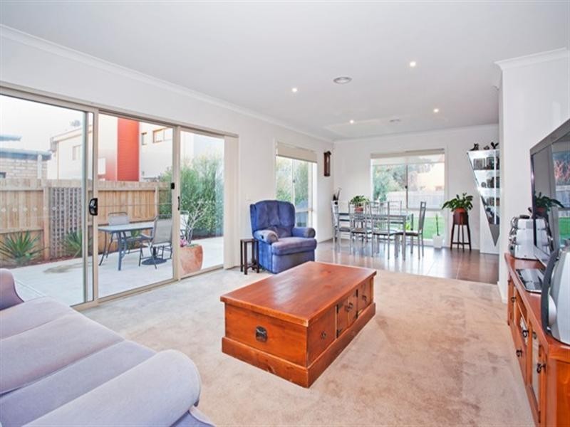 15 Mainsail Drive, St Leonards VIC 3223