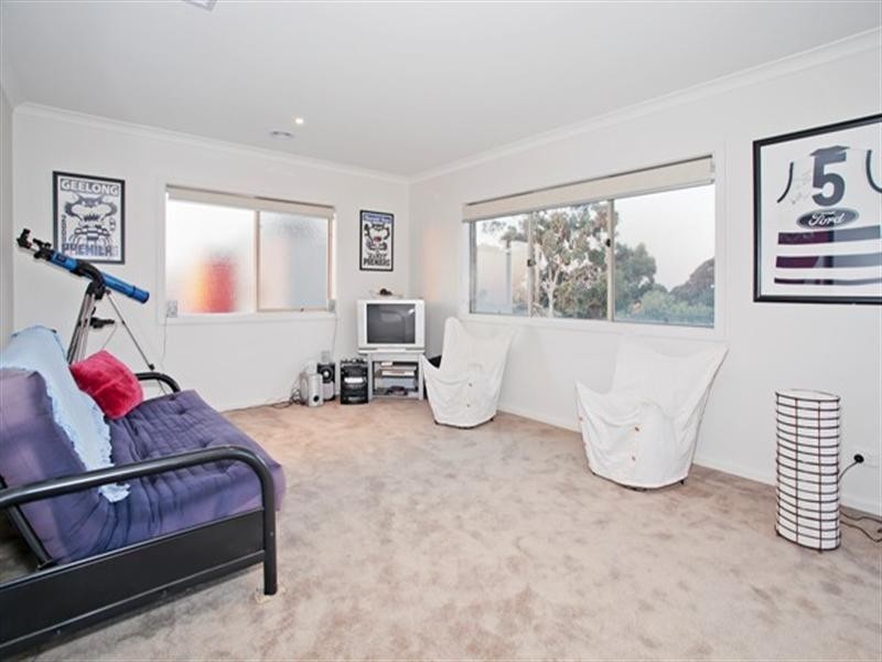 15 Mainsail Drive, St Leonards VIC 3223