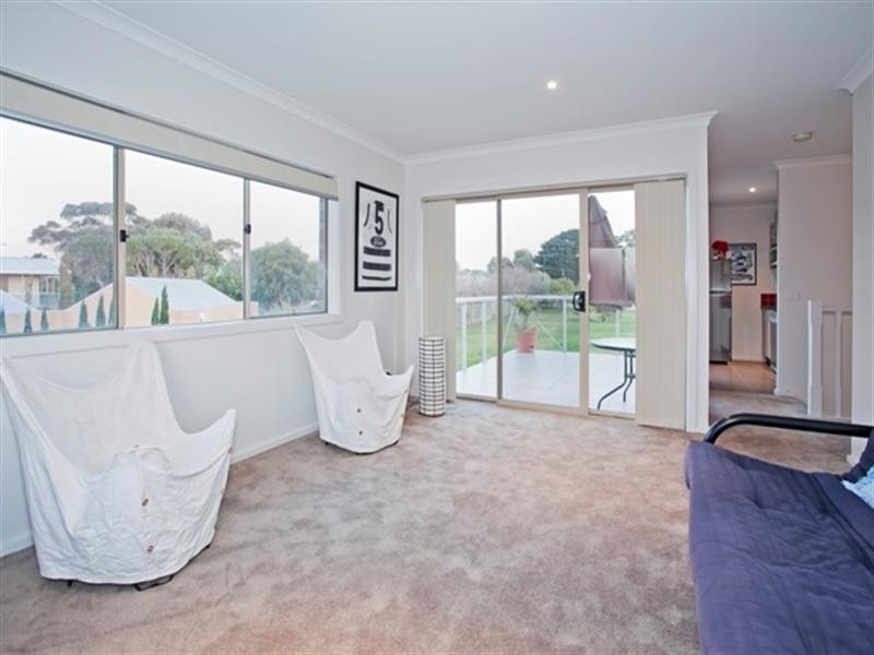 15 Mainsail Drive, St Leonards VIC 3223