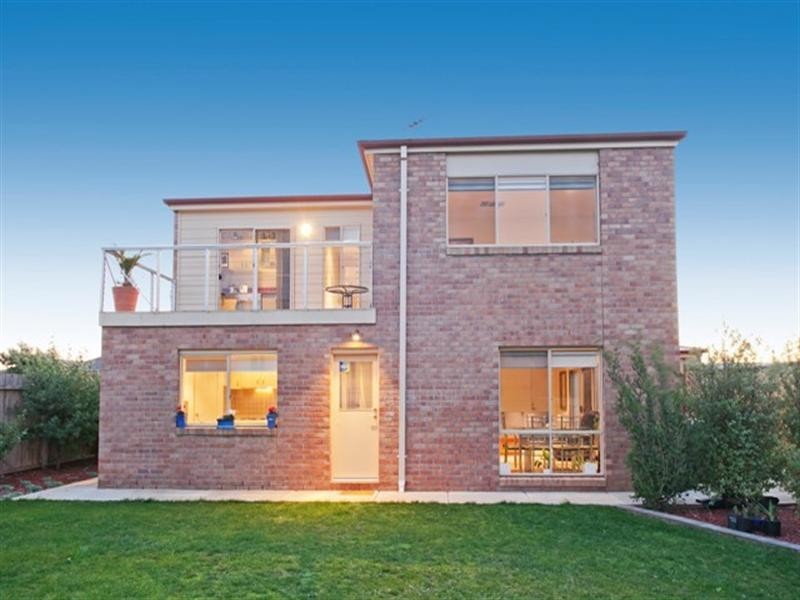 15 Mainsail Drive, St Leonards VIC 3223