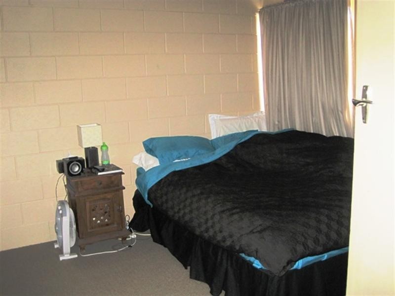 2/15 Buxton Road, Herne Hill VIC 3218