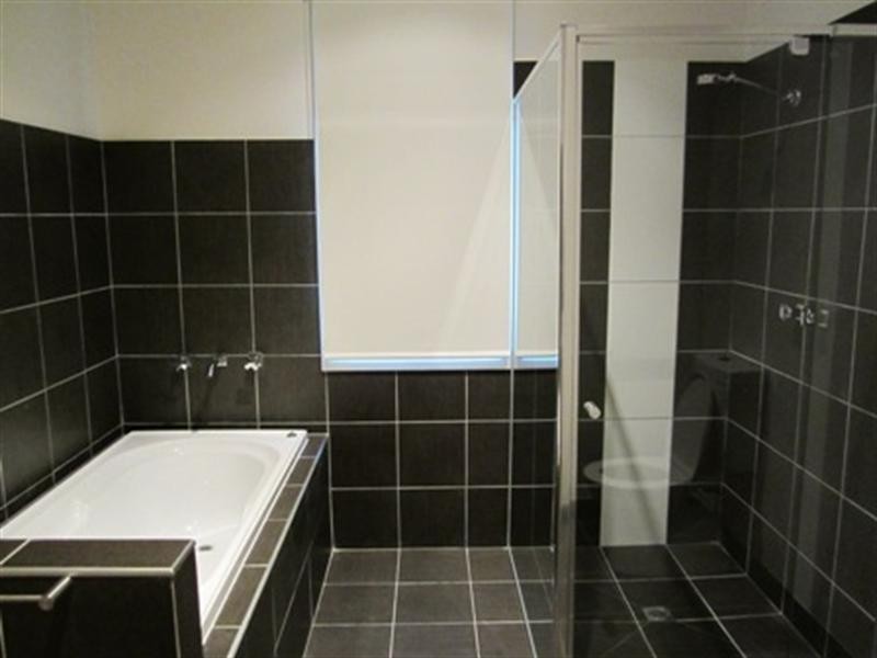 20 Loch Street, East Geelong VIC 3219