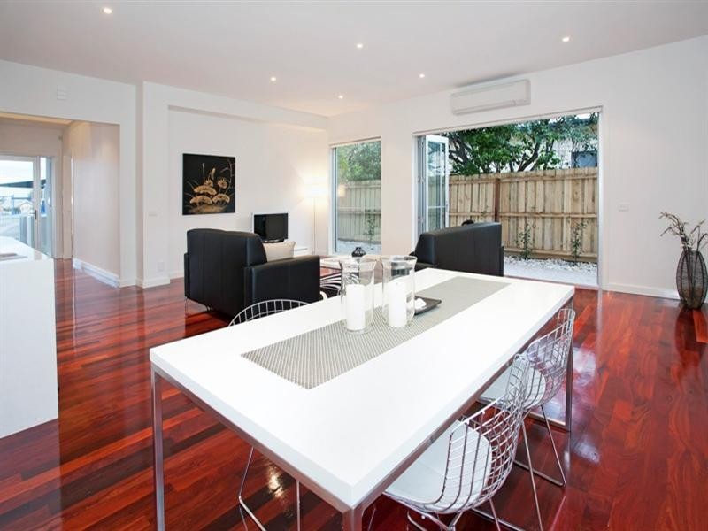 1/16 Nicholas Street, Newtown VIC 3220