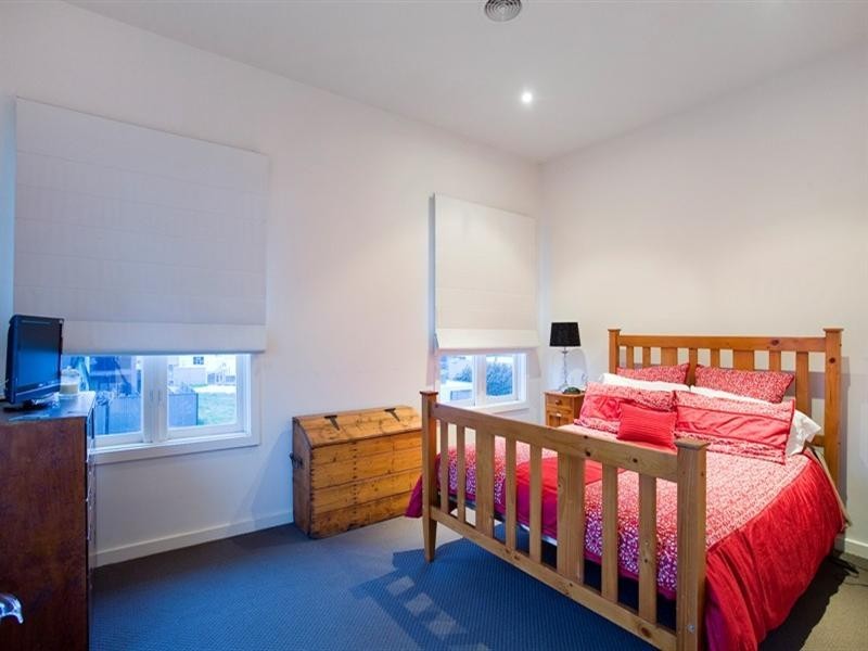 4 Coreen Close, Highton VIC 3216