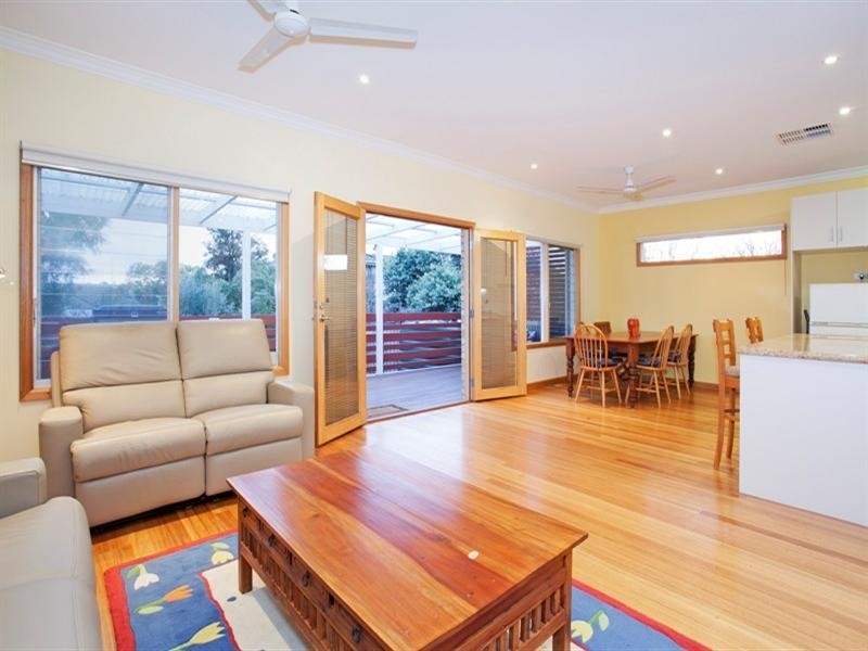 19 Percy Street, Newtown VIC 3220