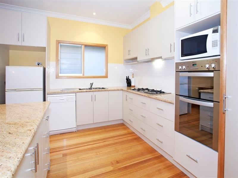 19 Percy Street, Newtown VIC 3220