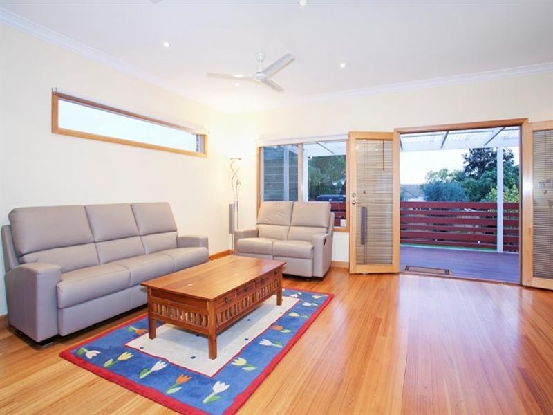 19 Percy Street, Newtown VIC 3220