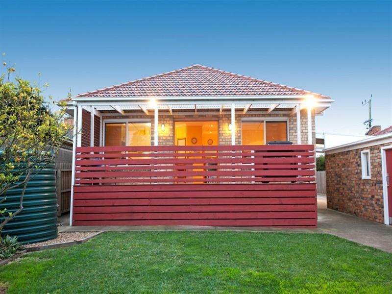 19 Percy Street, Newtown VIC 3220