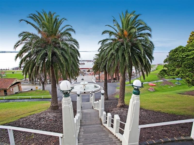 1/2 Pevensey Street, Geelong VIC 3220