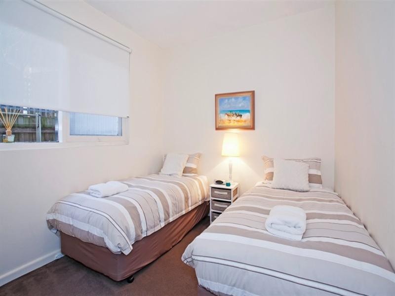 1/2 Pevensey Street, Geelong VIC 3220