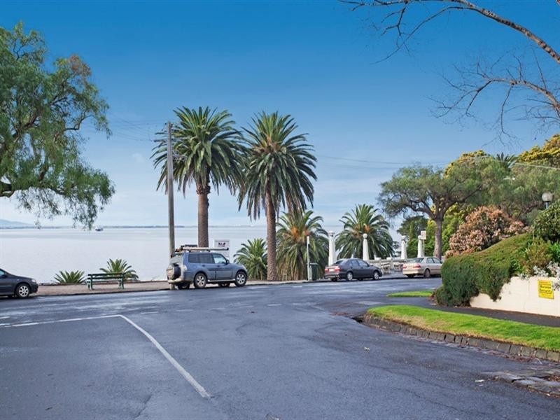 1/2 Pevensey Street, Geelong VIC 3220