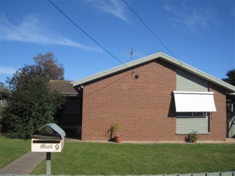 9 Sputnik Court, Whittington VIC 3219