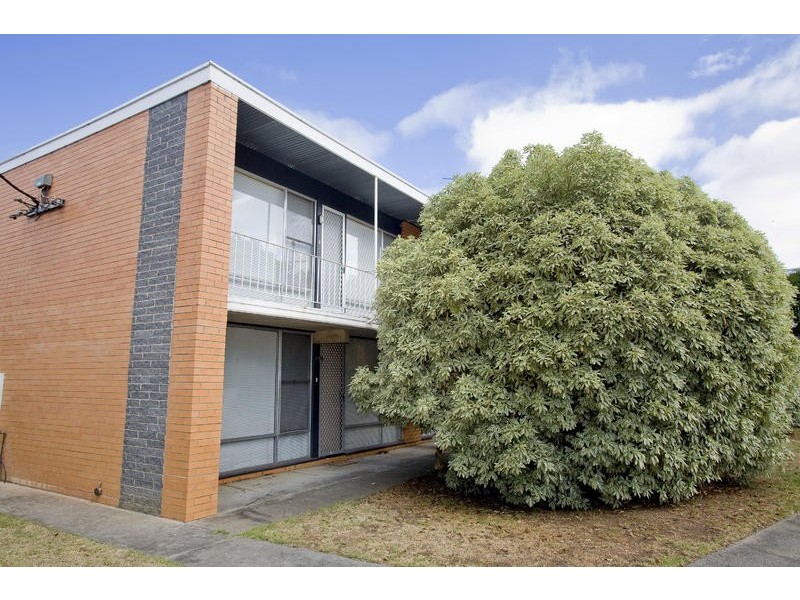 1/45 Barrabool Road, Highton VIC 3216