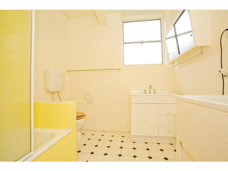 1/45 Barrabool Road, Highton VIC 3216