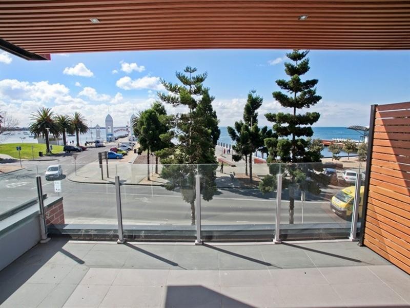 701/100 Western Beach Road, Geelong VIC 3220