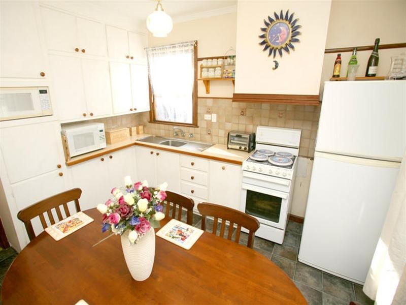 42 Robin Avenue, Norlane VIC 3214