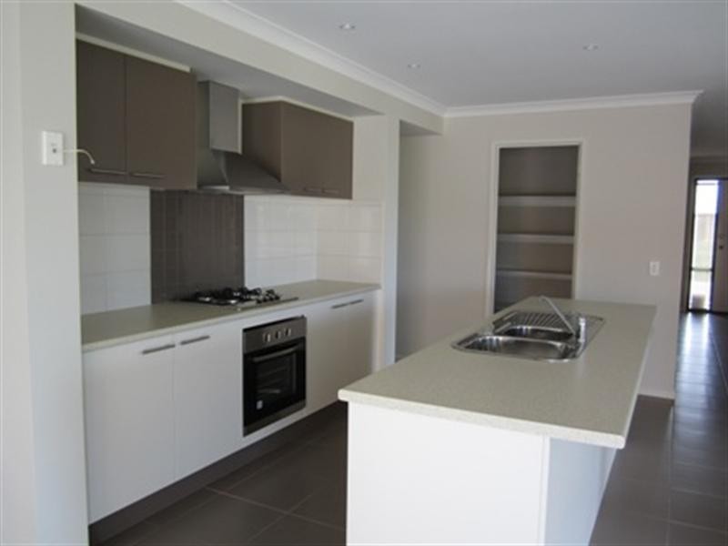 5 Markham Drive, Ocean Grove VIC 3226