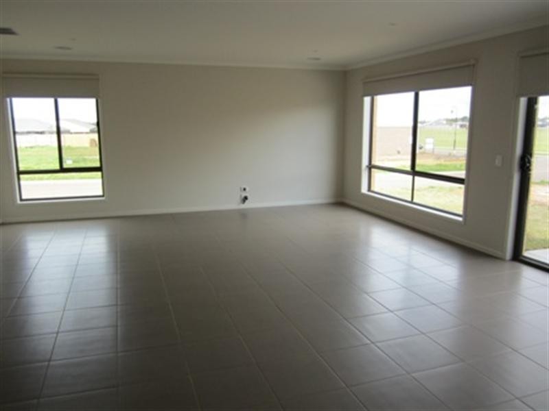 5 Markham Drive, Ocean Grove VIC 3226