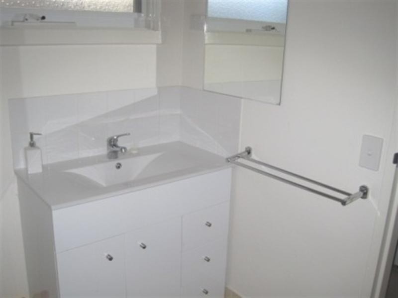 1/50-52 Church Street, Geelong West VIC 3218