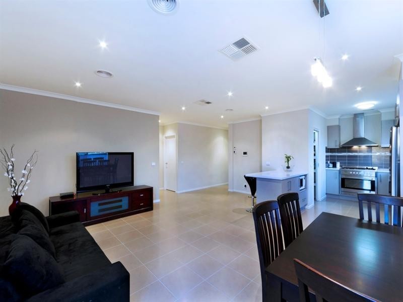 3 Burberry Court, Highton VIC 3216