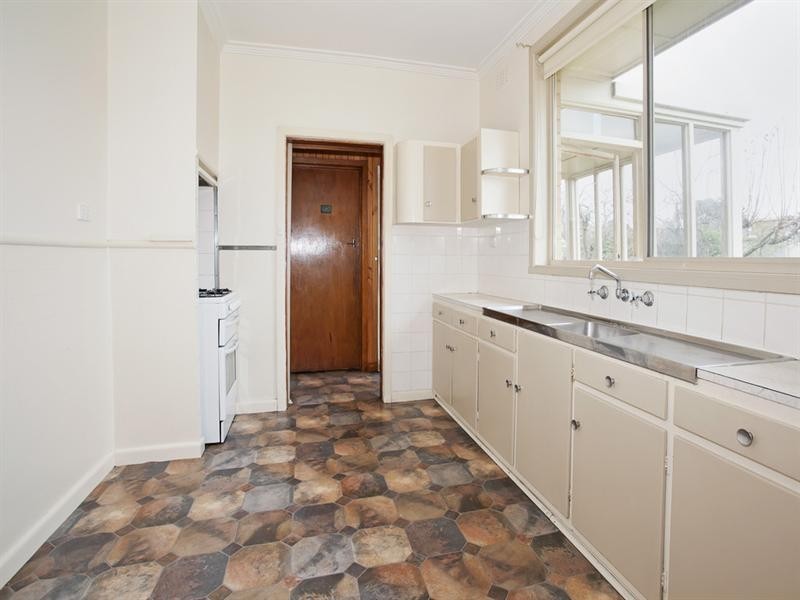 4 Herbert Court, Newcomb VIC 3219