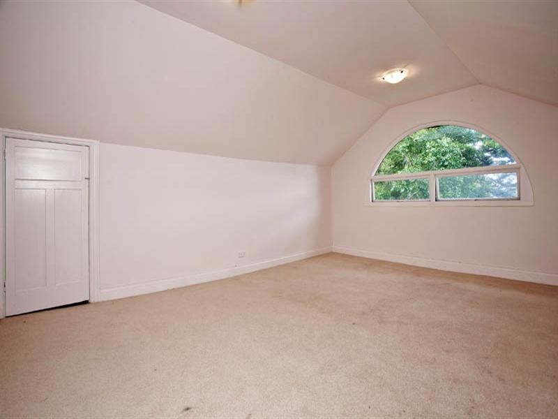 49 The Esplanade, Geelong VIC 3220