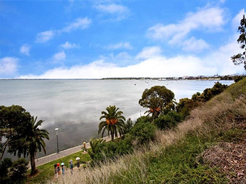 49 The Esplanade, Geelong VIC 3220
