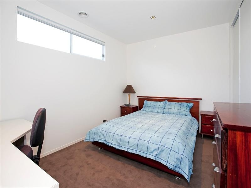 55 cairns Avenue, Newtown VIC 3220