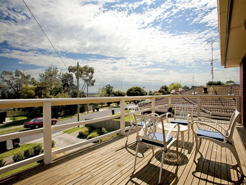 10 Gallios Gardens, Leopold VIC 3224