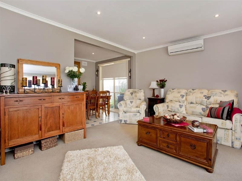 10 Gallios Gardens, Leopold VIC 3224