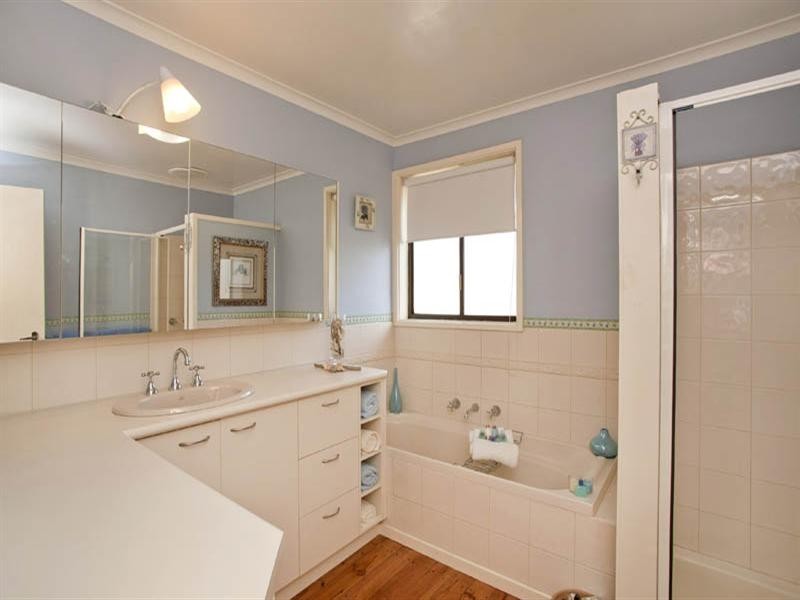 10 Gallios Gardens, Leopold VIC 3224
