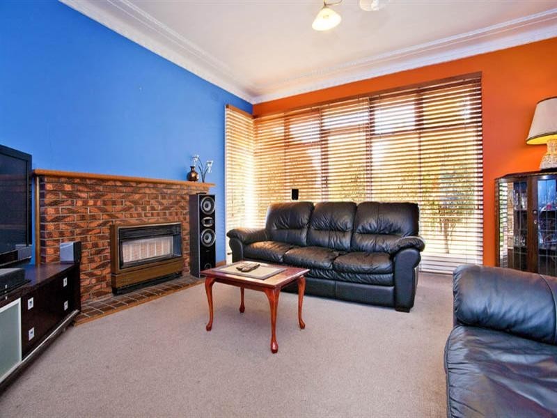 4 Lindon Street, East Geelong VIC 3219