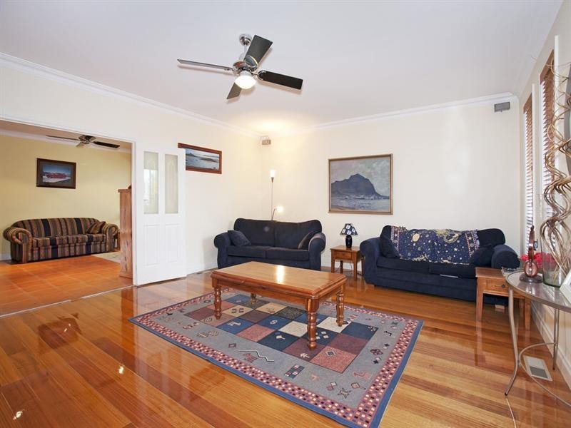 12 Dylan Place, Leopold VIC 3224