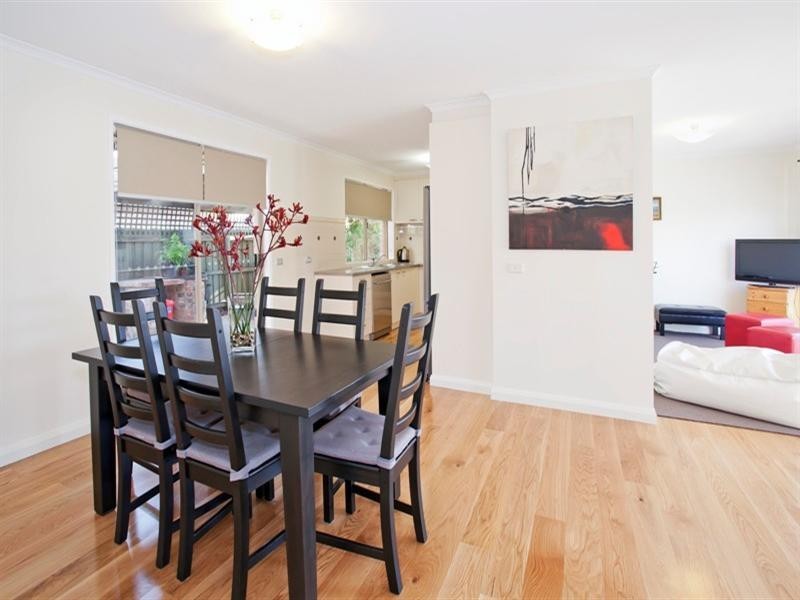 25 Carbine Drive, St Albans Park VIC 3219