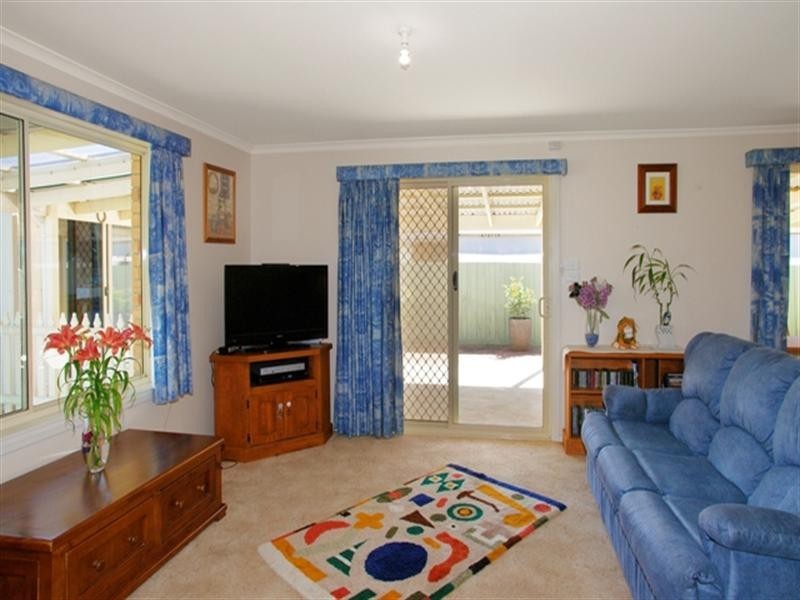 12 Brampton Place, St Albans Park VIC 3219