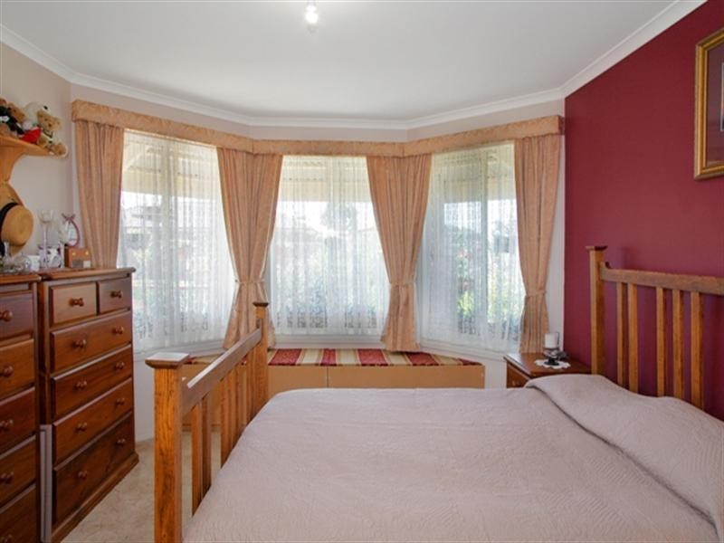 12 Brampton Place, St Albans Park VIC 3219