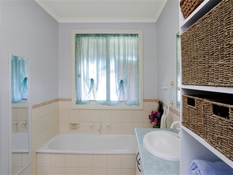 12 Brampton Place, St Albans Park VIC 3219