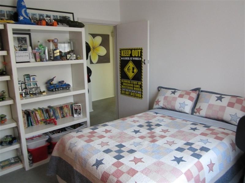 1 Carroll Road, Highton VIC 3216