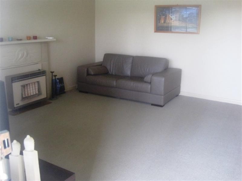 32 Wilton Avenue, Newcomb VIC 3219