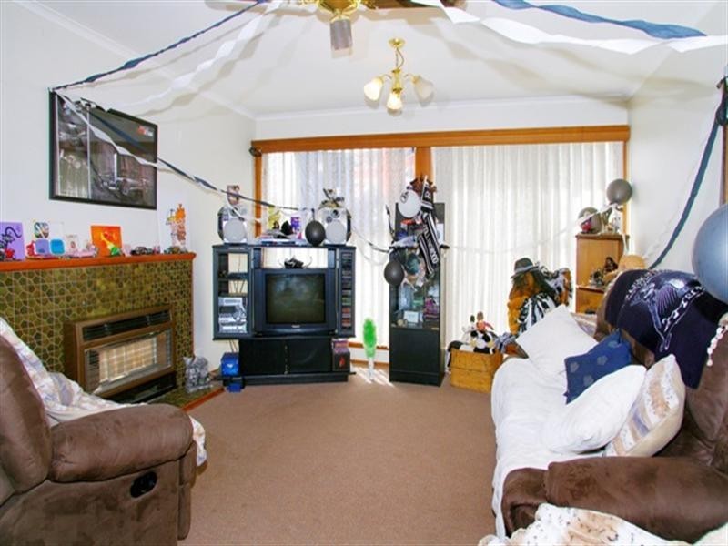 27 Wyoming Avenue, Corio VIC 3214