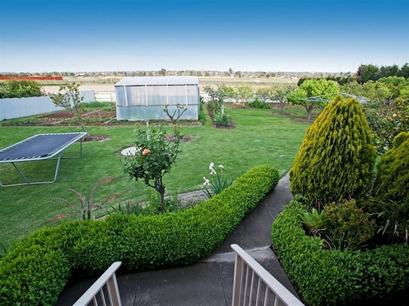 490 Anakie Road, Lovely Banks VIC 3221
