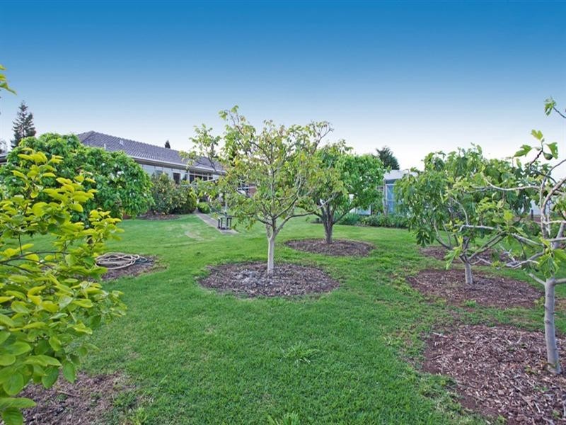 490 Anakie Road, Lovely Banks VIC 3221