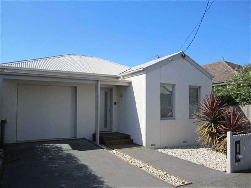 6 Pizer Street, Geelong West VIC 3218