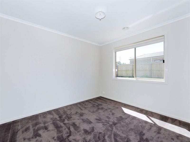 15 Viogner Place, Waurn Ponds VIC 3216